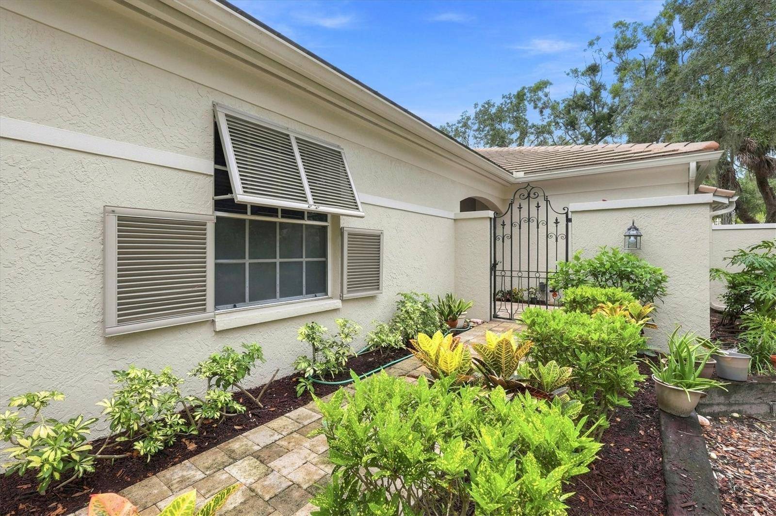 4449 OAKLEY GREENE #1, Sarasota, FL 34235
