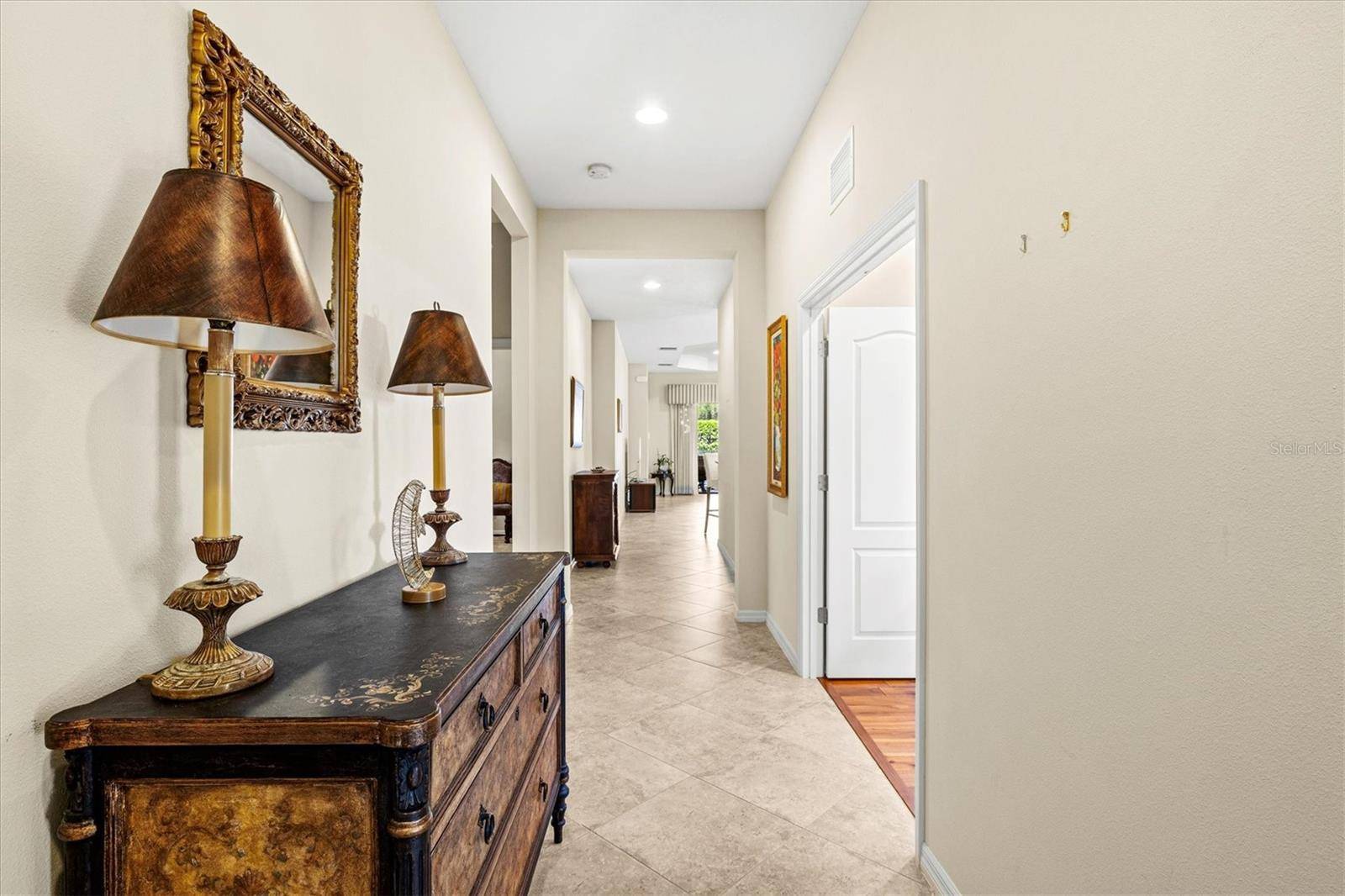 7118 WESTHILL CT, Bradenton, FL 34202