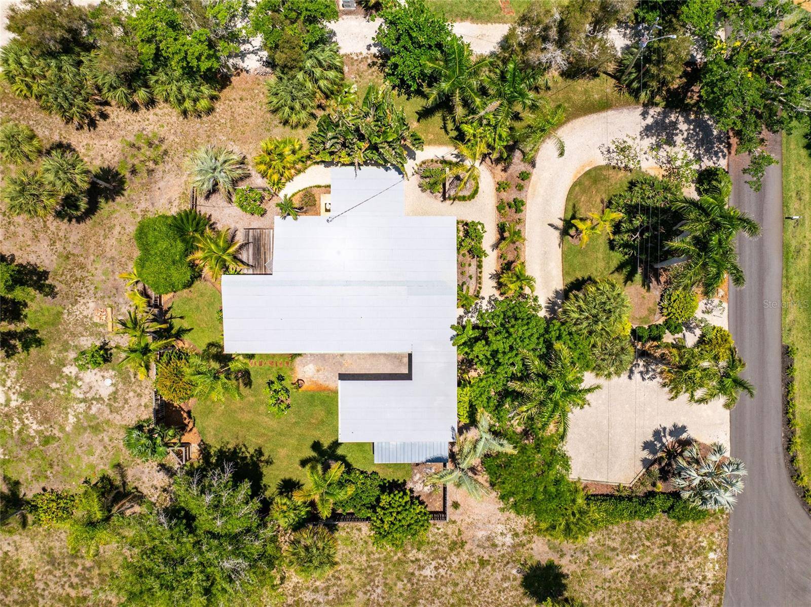 20 SPANIARDS RD, Placida, FL 33946