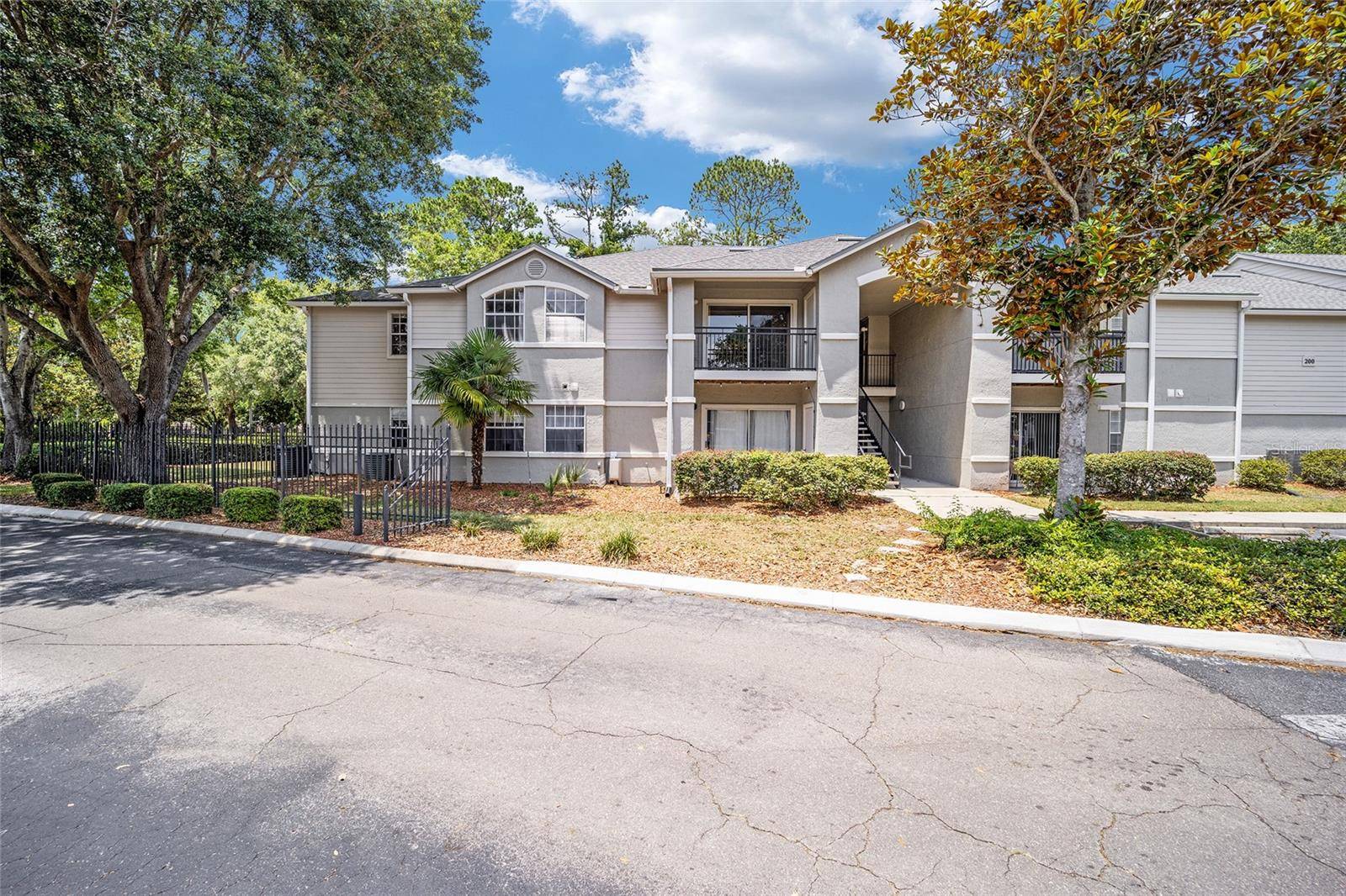 3705 SW 27TH ST #221, Gainesville, FL 32608