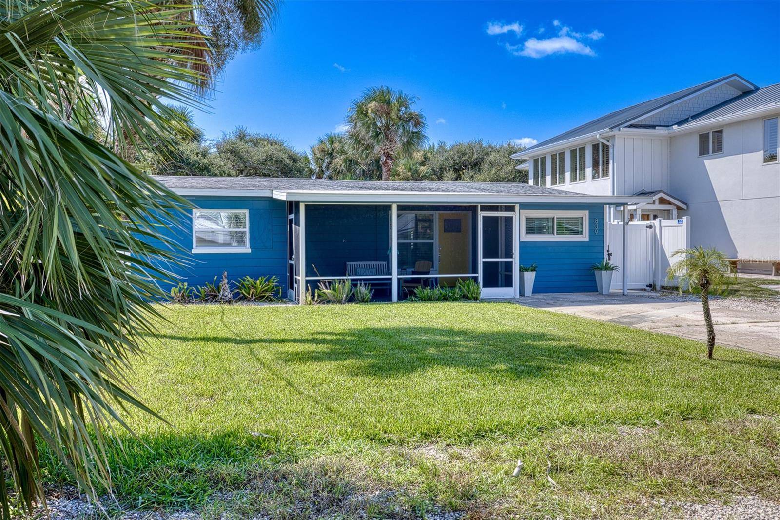 839 E 10TH AVE, New Smyrna Beach, FL 32169