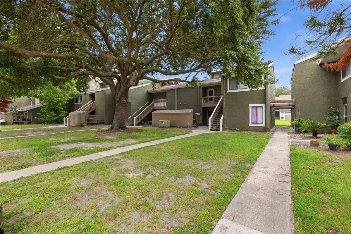 6074 PEREGRINE AVE #B02, Orlando, FL 32819