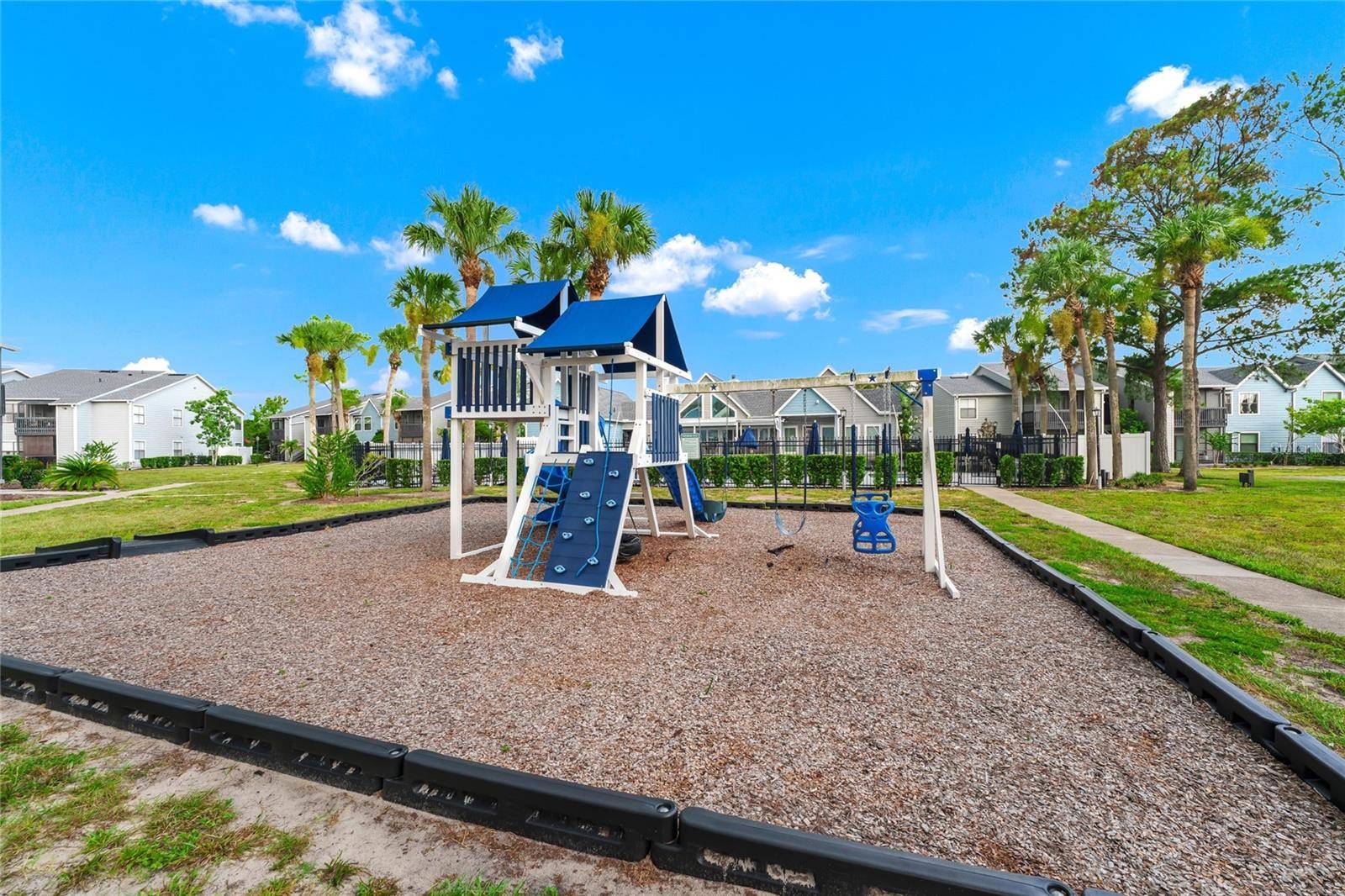 3740 IDLEBROOK CIR #102, Casselberry, FL 32707