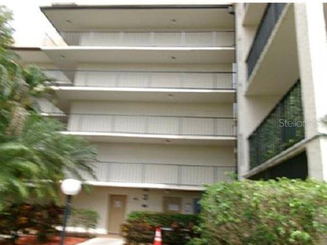 6190 WOODLANDS BLVD #309, Tamarac, FL 33319