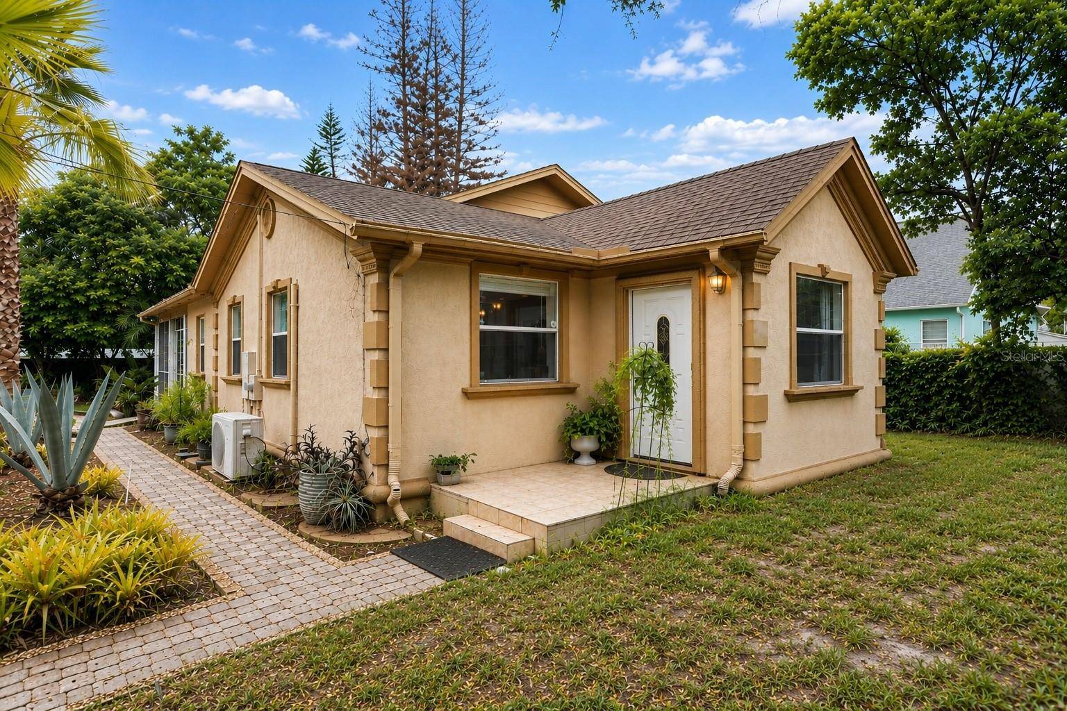 2120 MURDOCK BLVD, Orlando, FL 32817