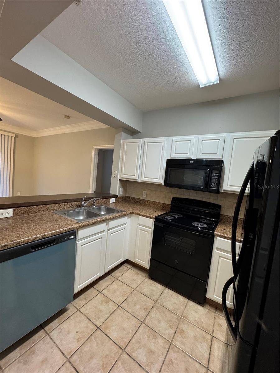 12831 MADISON POINTE CIR #104, Orlando, FL 32821