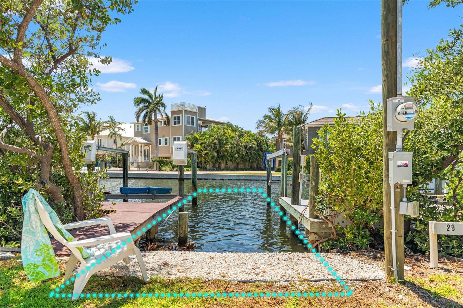 8106 GULF DR #A&B, Holmes Beach, FL 34217