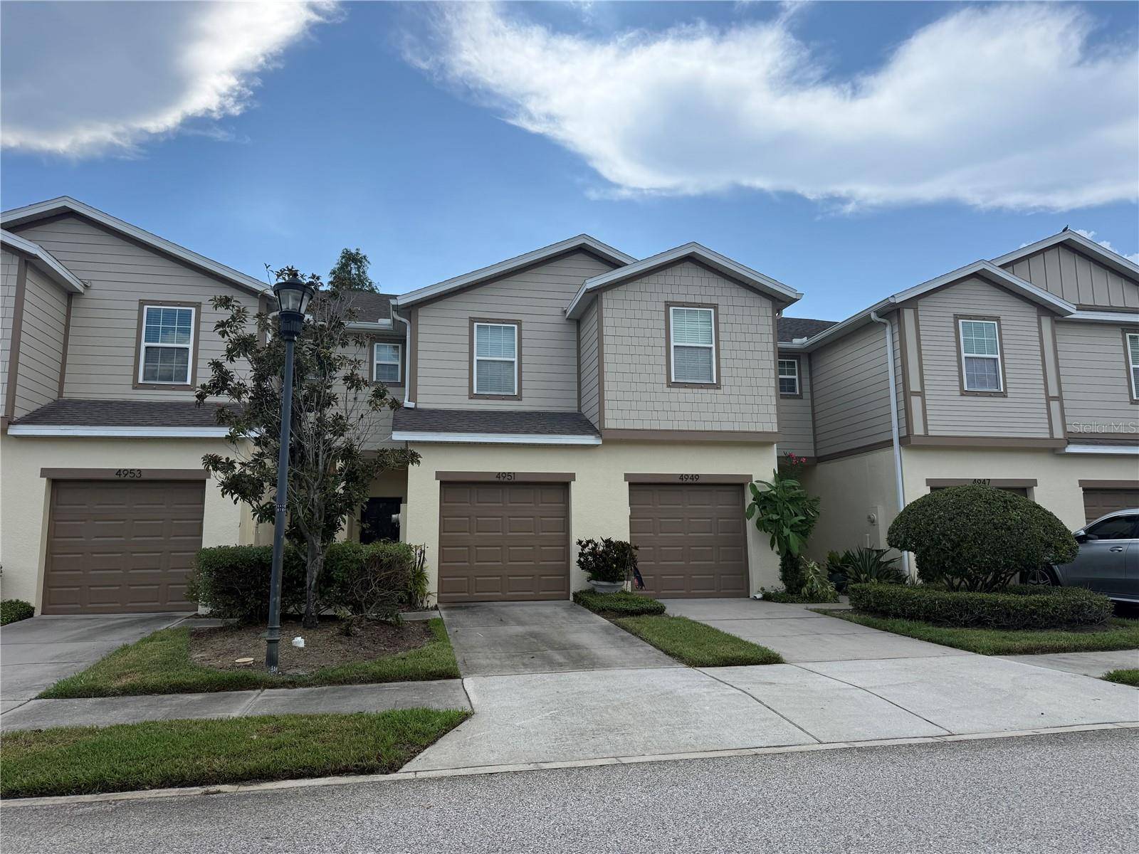 4951 WHITE SANDERLING CT, Tampa, FL 33619