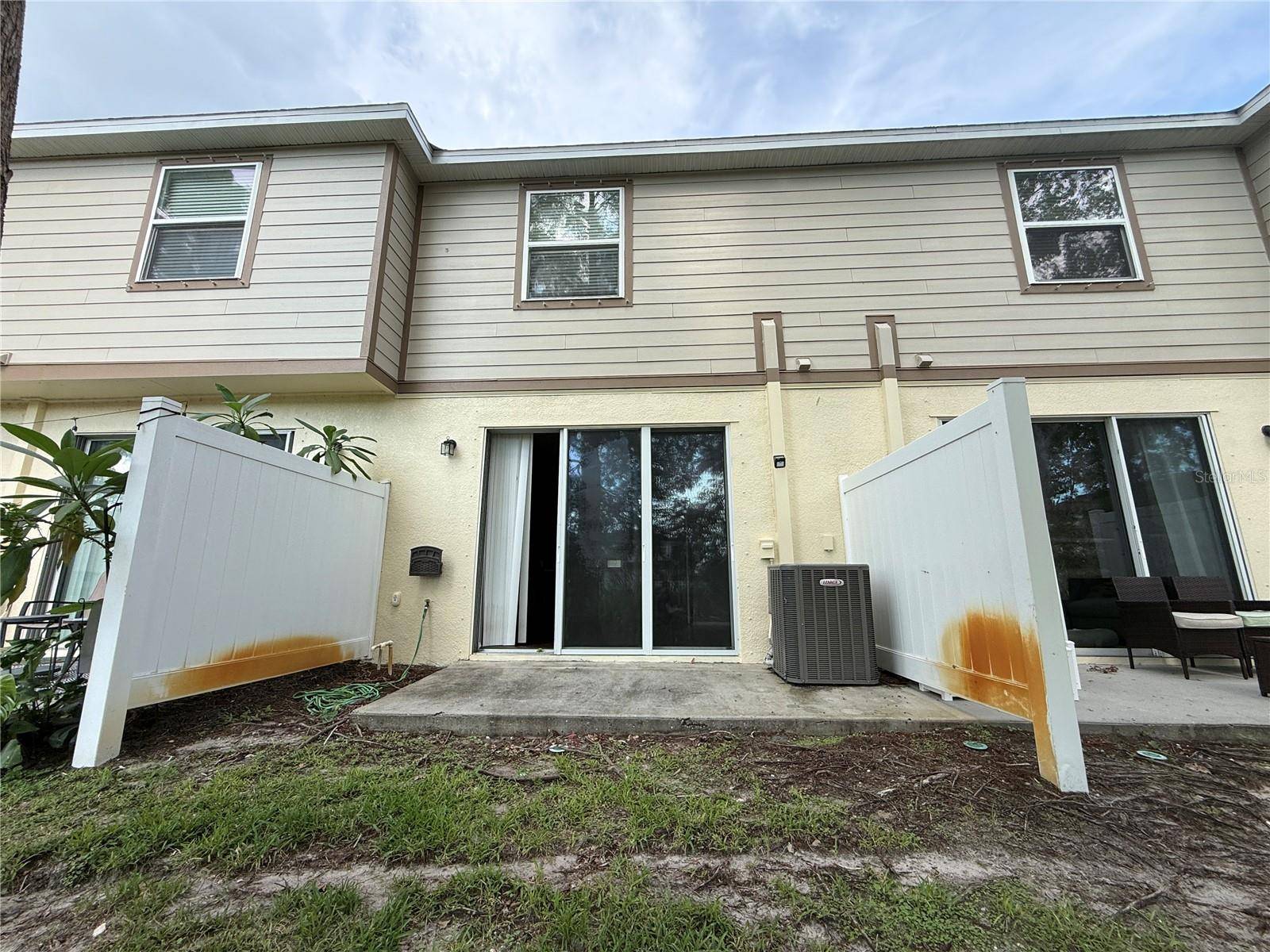 4951 WHITE SANDERLING CT, Tampa, FL 33619
