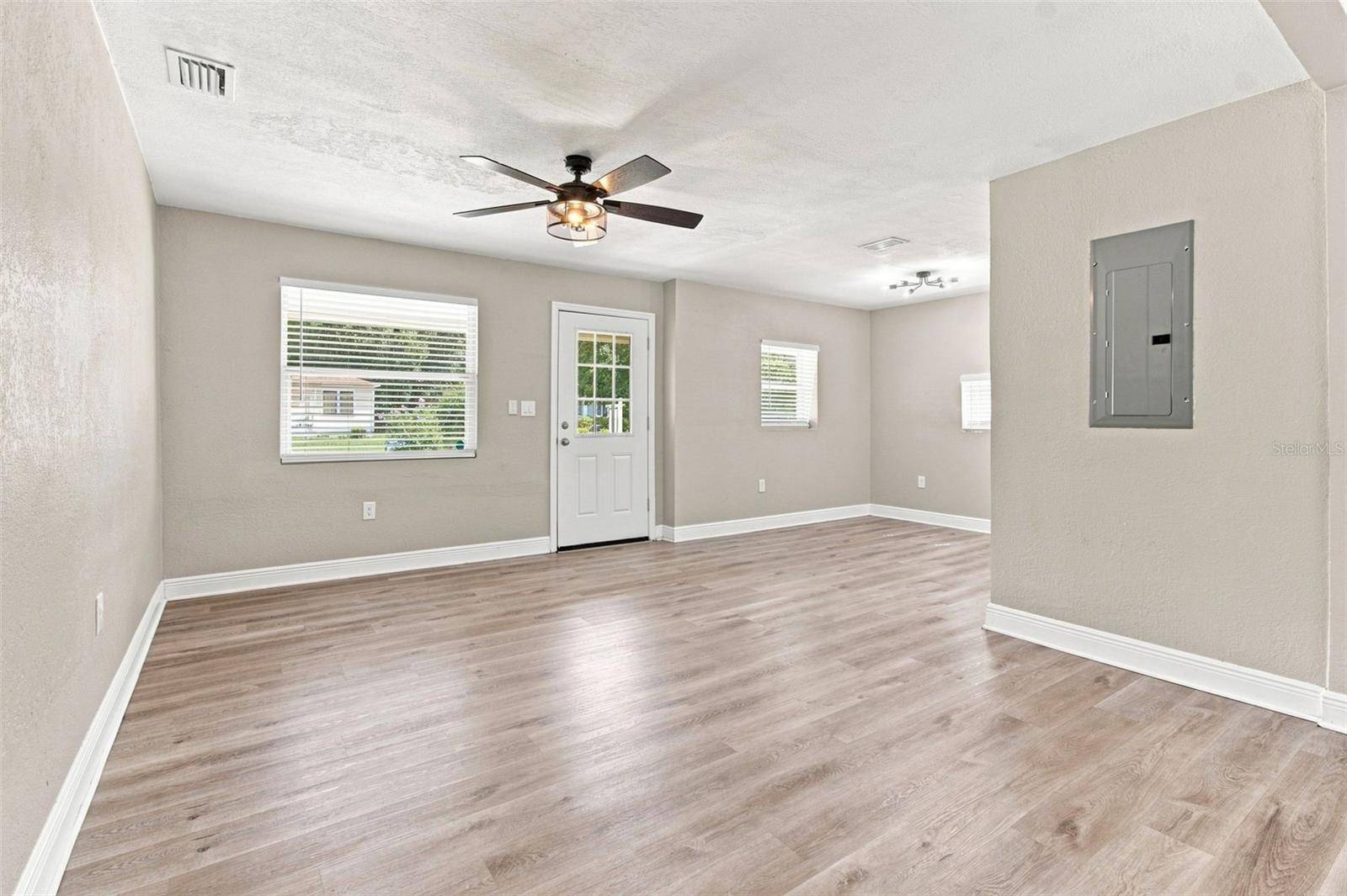 1217 E NORFOLK ST, Tampa, FL 33604