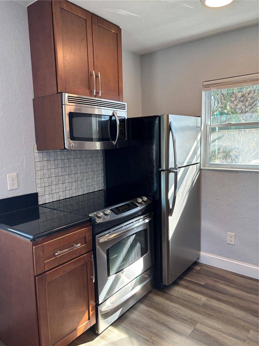 420 15TH AVE S #1/2, St Petersburg, FL 33701