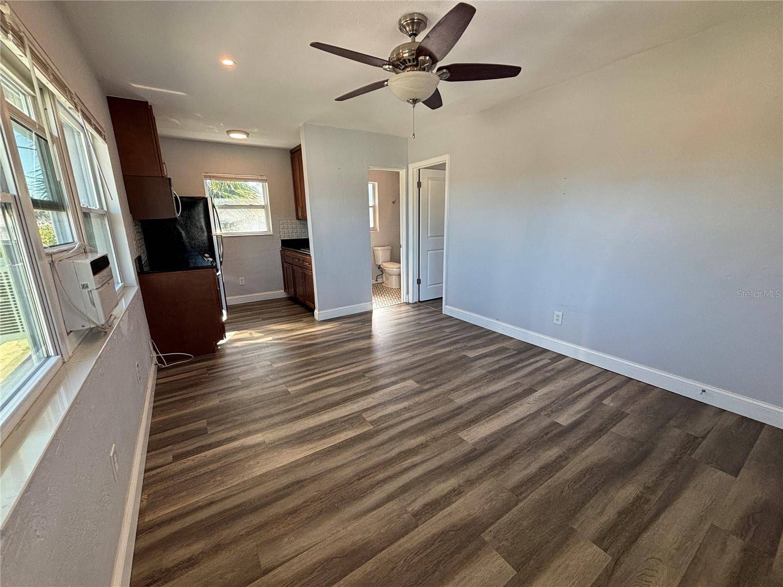 420 15TH AVE S #1/2, St Petersburg, FL 33701