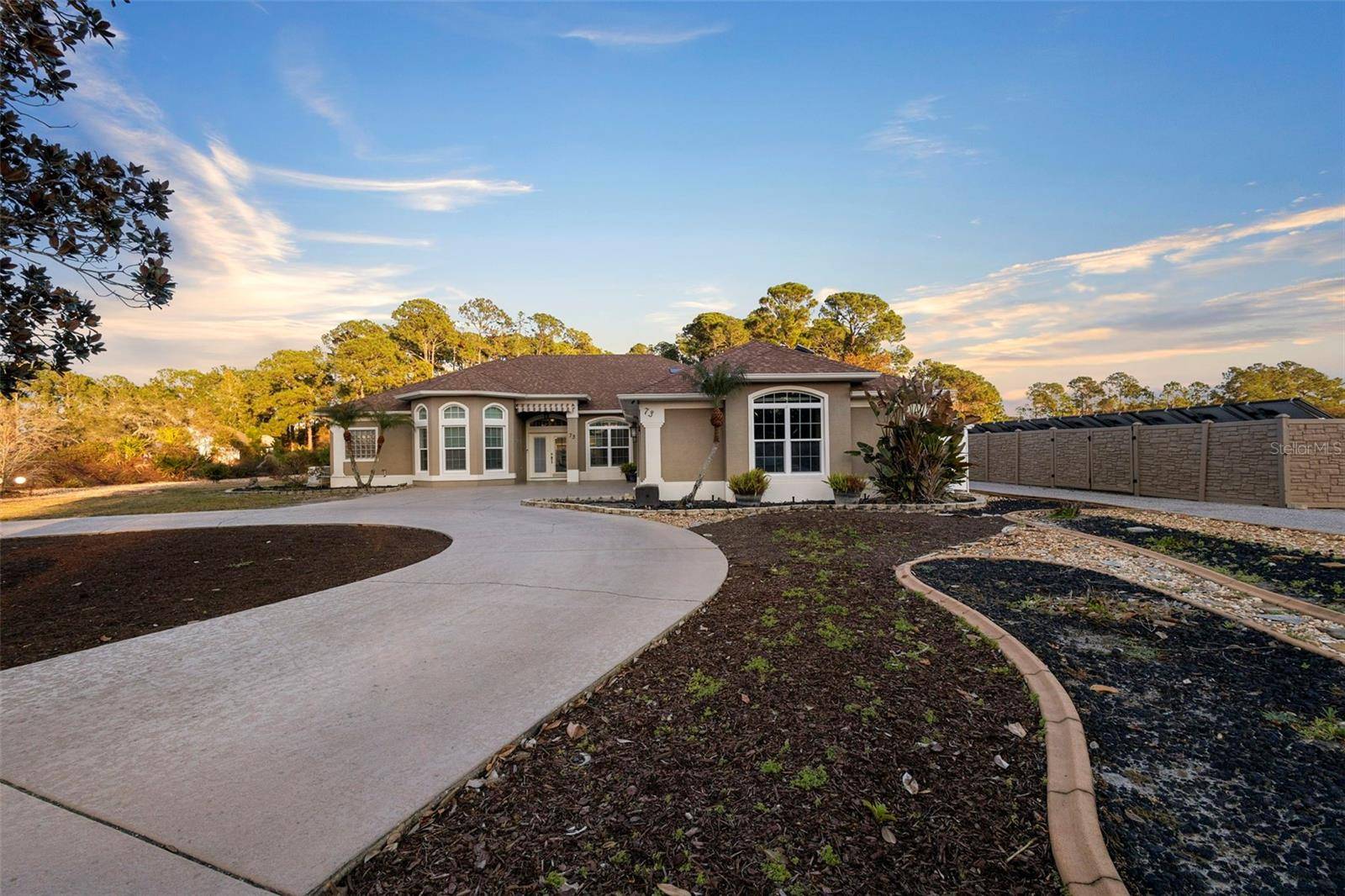 73 SANCTUARY AVE, Debary, FL 32713
