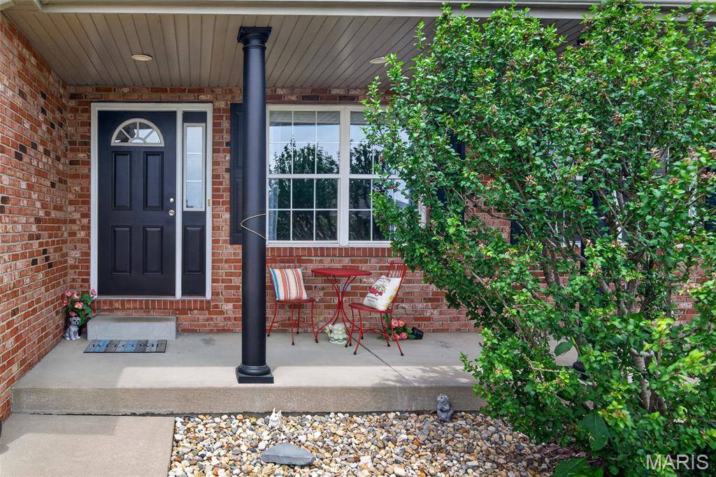 55 Bridgewater LN #A, Highland, IL 62249