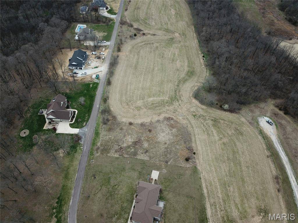 33 Lela Lane, Hannibal, MO 63401