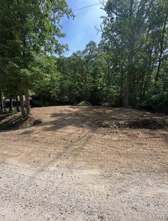 104 Skyline DR, New Florence, MO 63363