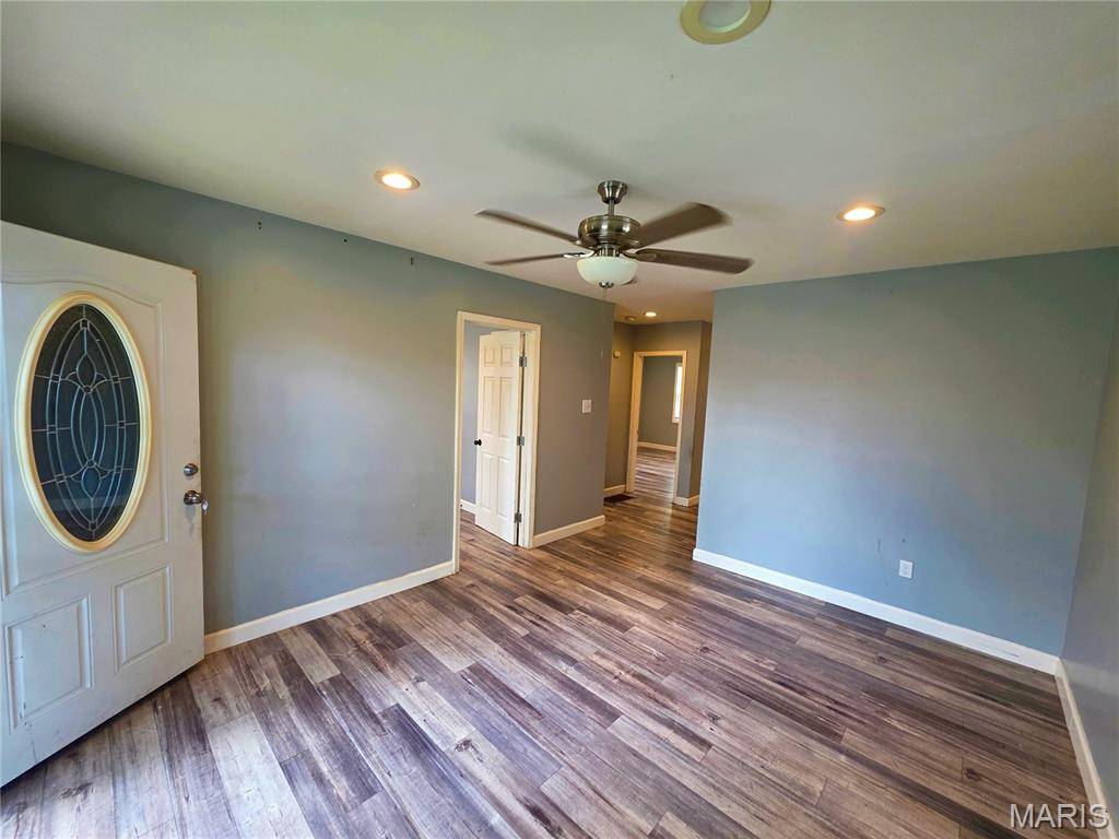 6343 Sherry AVE, St Louis, MO 63136