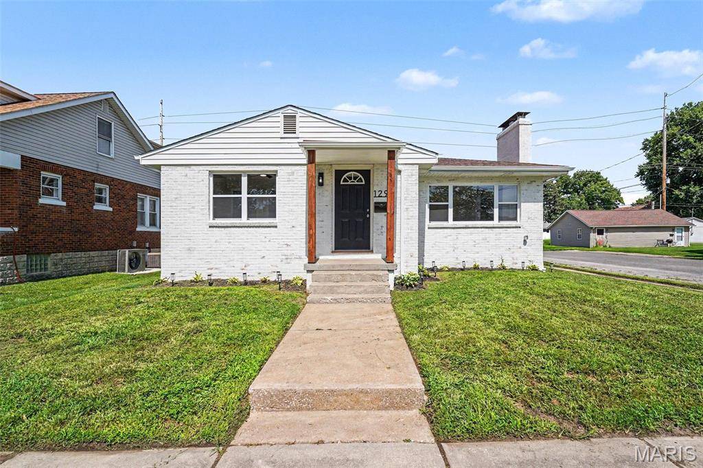 129 N 5th ST, Dupo, IL 62239