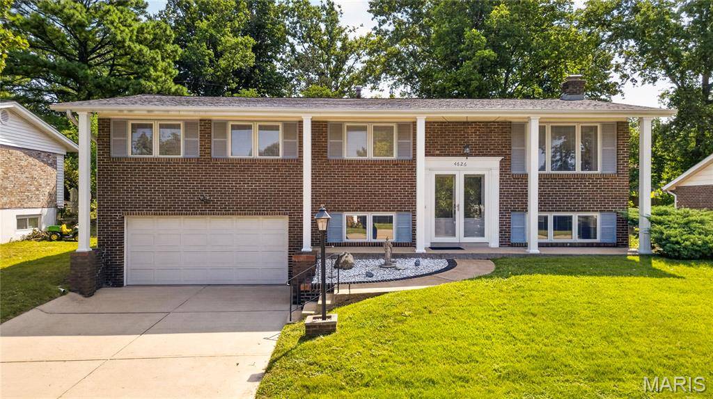 4626 Yorkchester DR, St Louis, MO 63129
