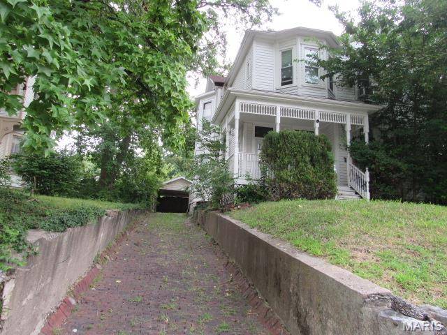 723 Alby ST, Alton, IL 62002