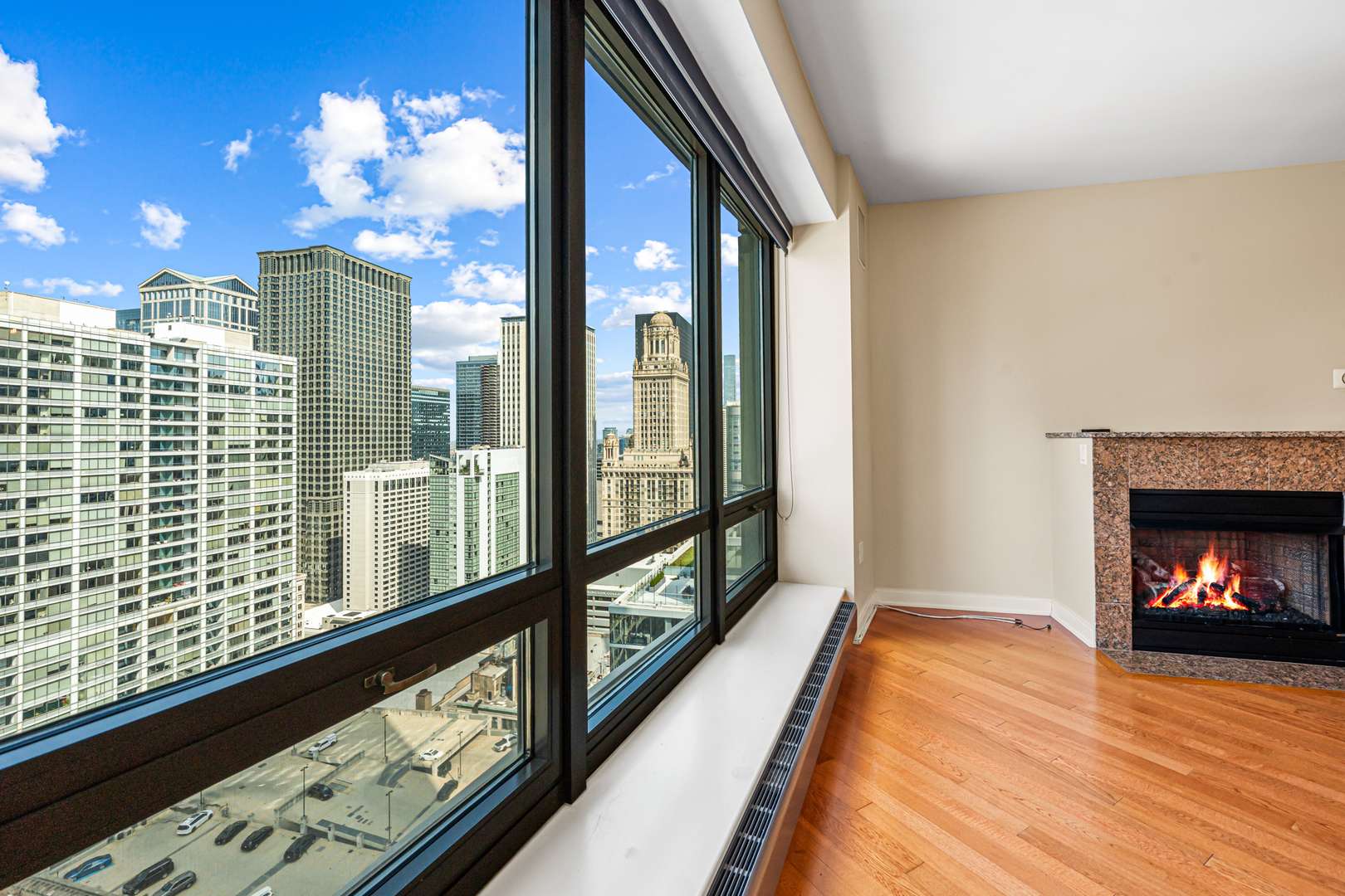 130 N Garland CT #3102, Chicago, IL 60602