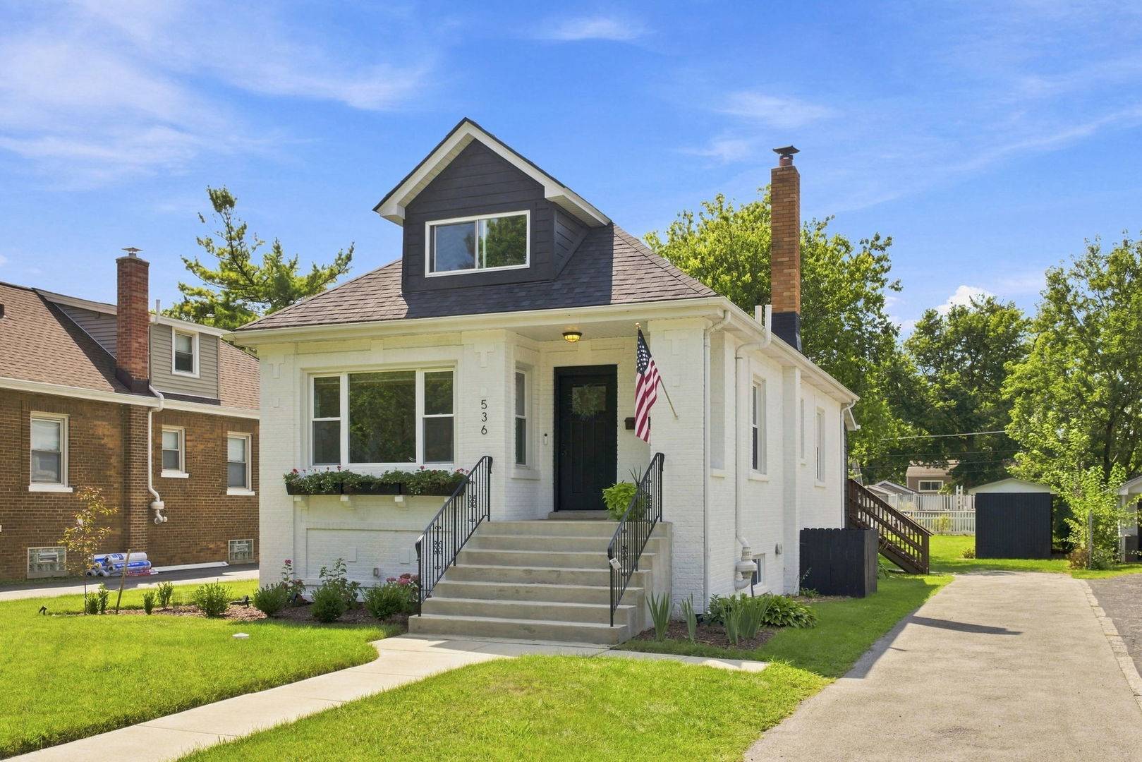 536 S Wisconsin AVE, Villa Park, IL 60181