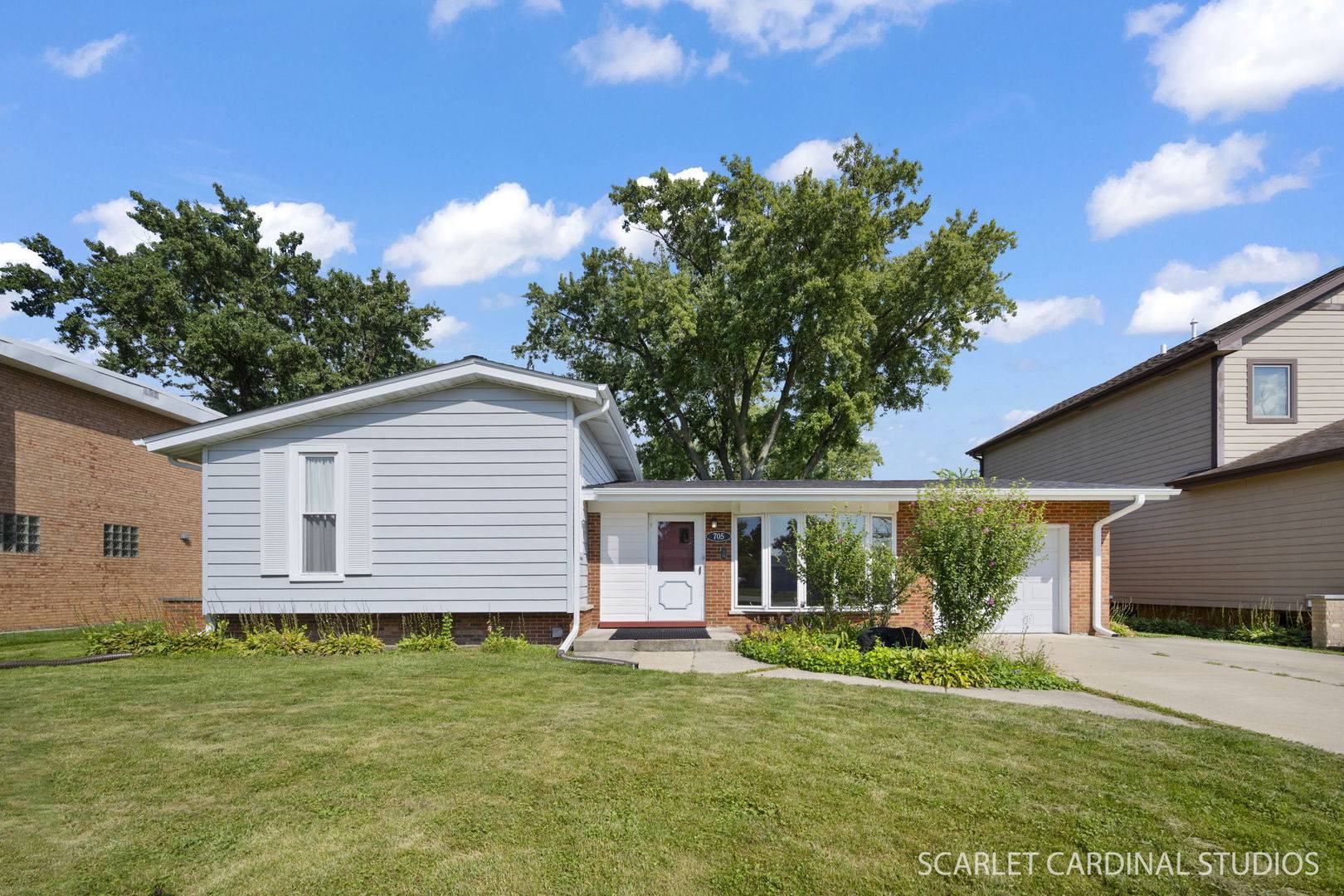 705 S School ST, Lombard, IL 60148