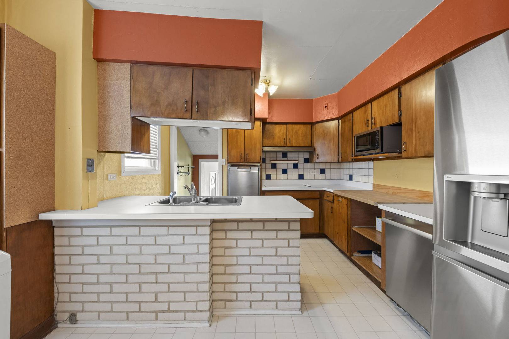 2353 Hainsworth AVE, North Riverside, IL 60546