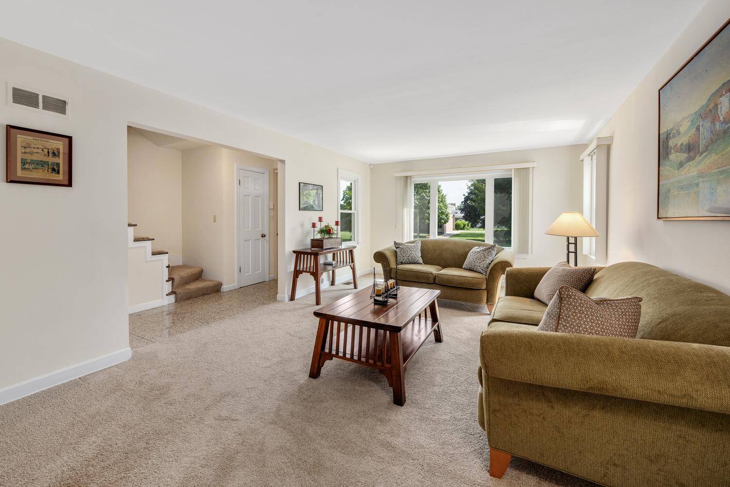 134 N 8th AVE, Des Plaines, IL 60016