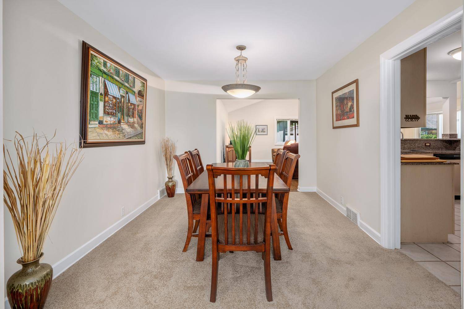 134 N 8th AVE, Des Plaines, IL 60016