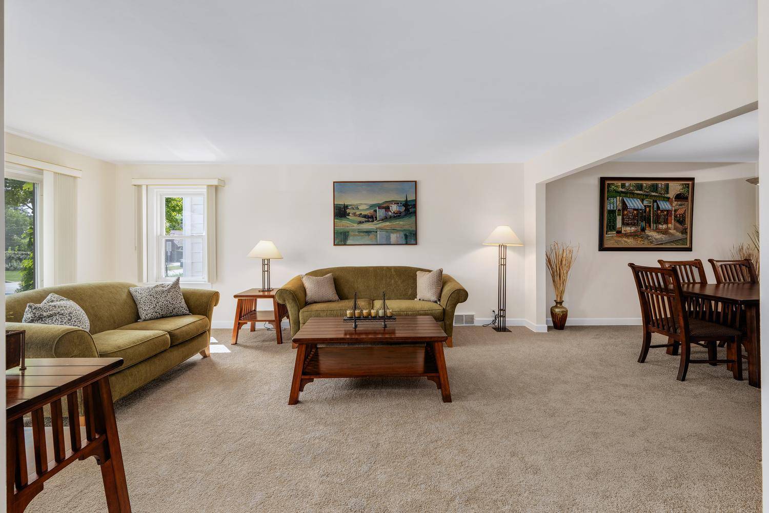 134 N 8th AVE, Des Plaines, IL 60016