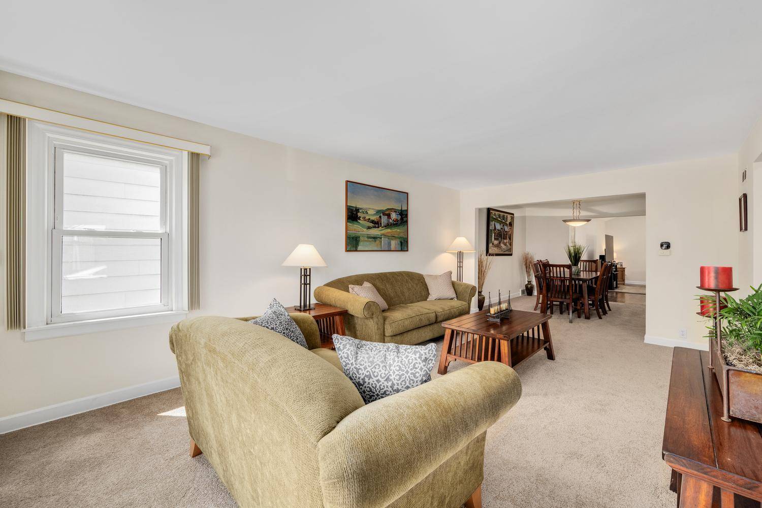 134 N 8th AVE, Des Plaines, IL 60016