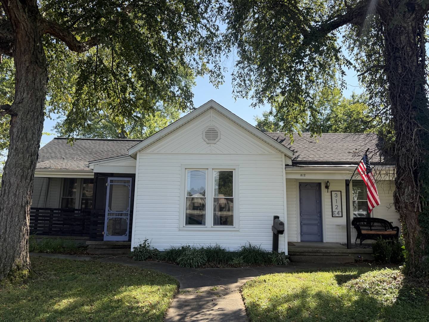 312 E 4th ST, Metropolis, IL 62960
