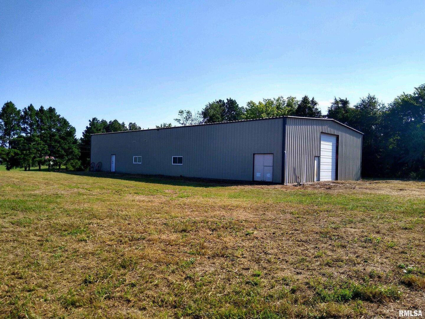 39 Bushwack RD, Golconda, IL 62938