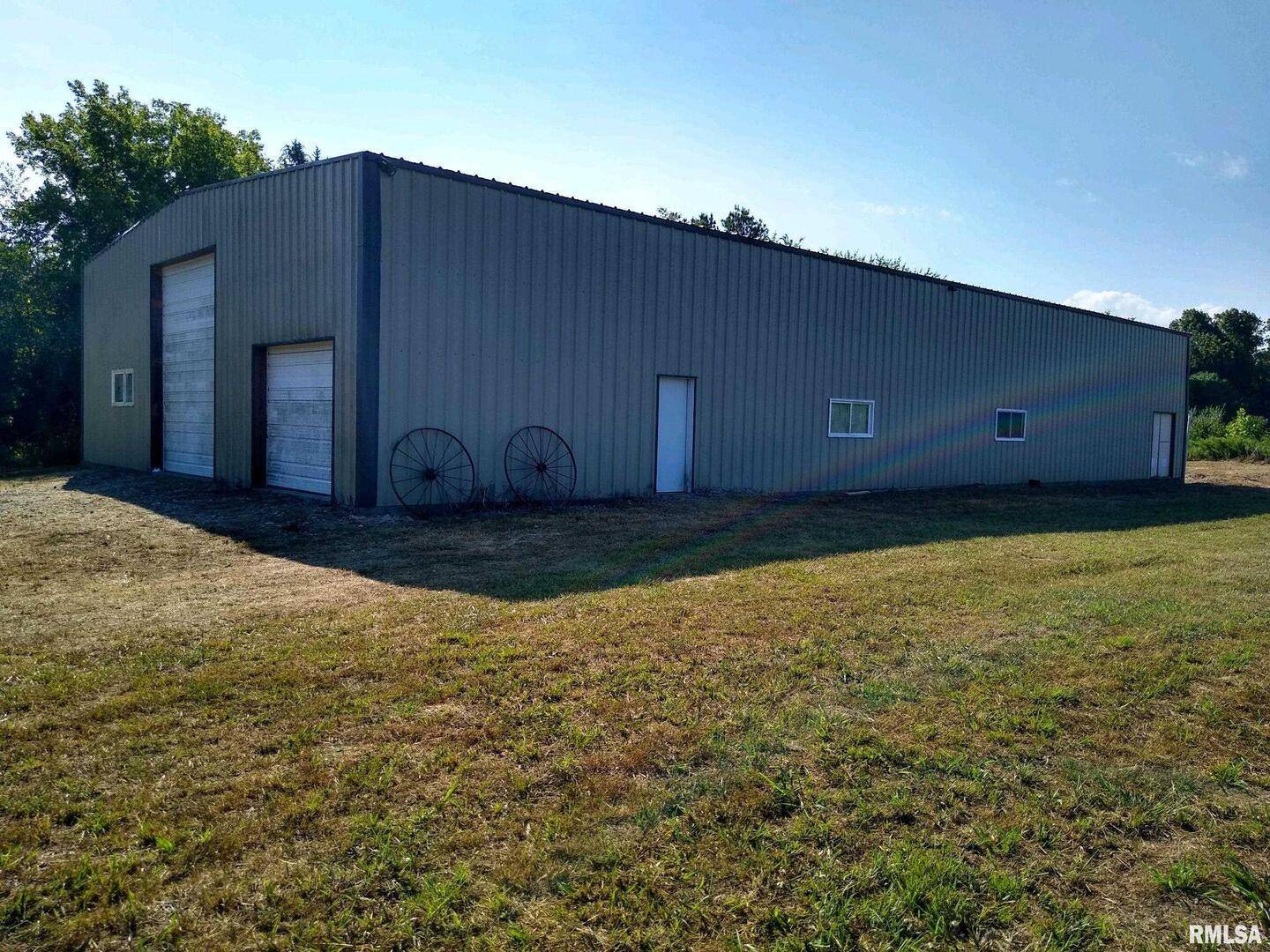 39 Bushwack RD, Golconda, IL 62938
