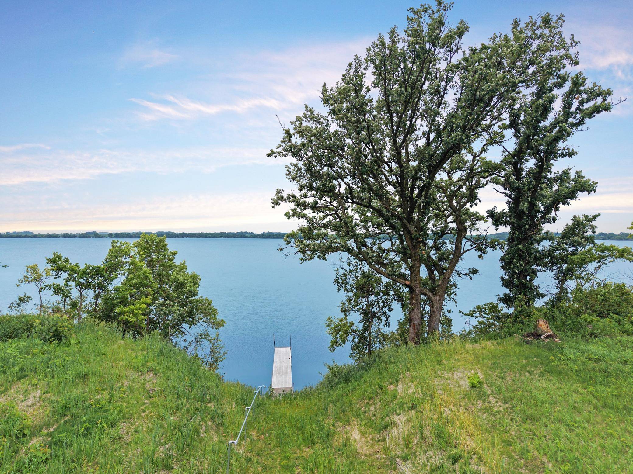 32 JayVee LN, Garvin, MN 56132