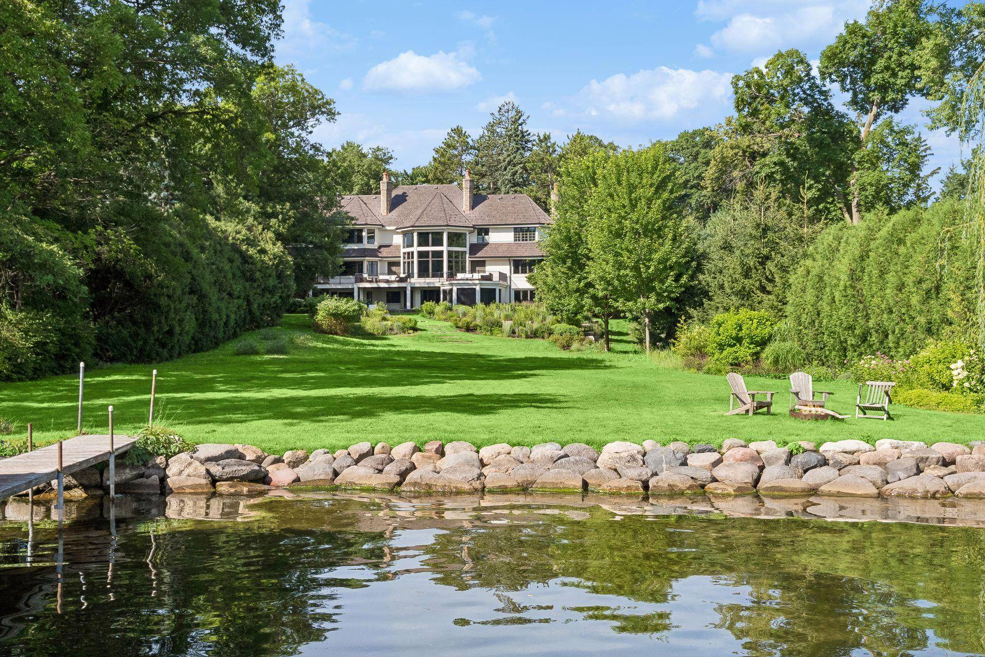 2505 Cedar Point DR, Wayzata, MN 55391