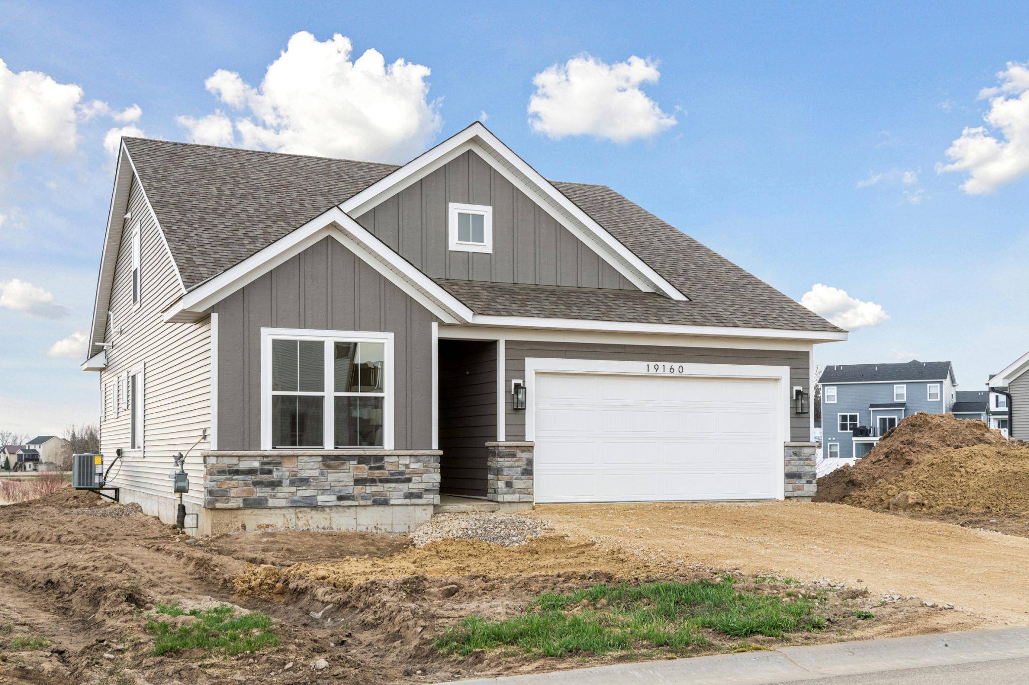 19160 Cloverleaf WAY, Farmington, MN 55024