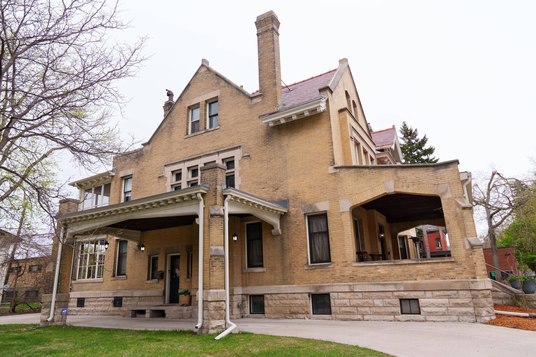 341 Dayton AVE, Saint Paul, MN 55102