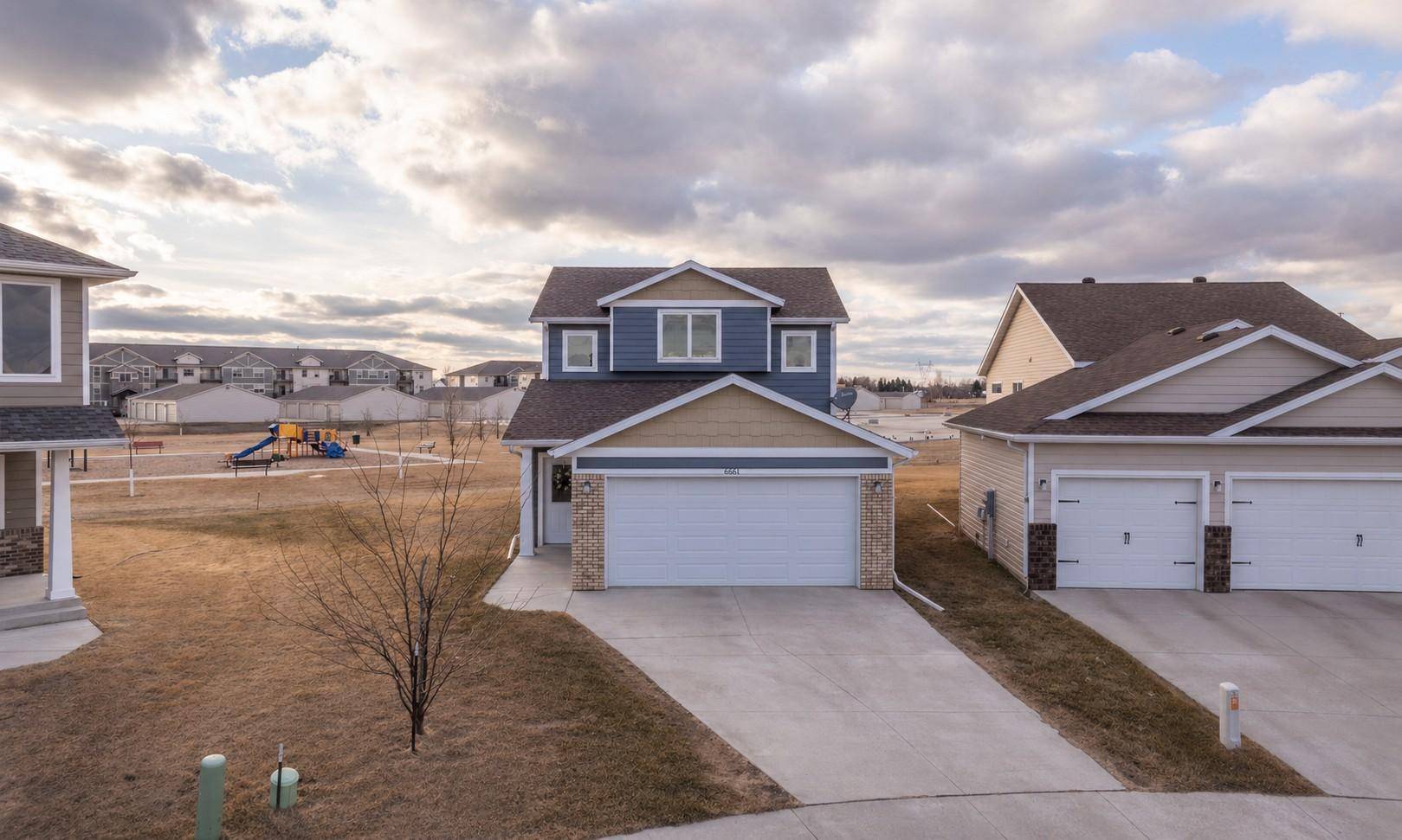 6661 21st ST S, Fargo, ND 58104