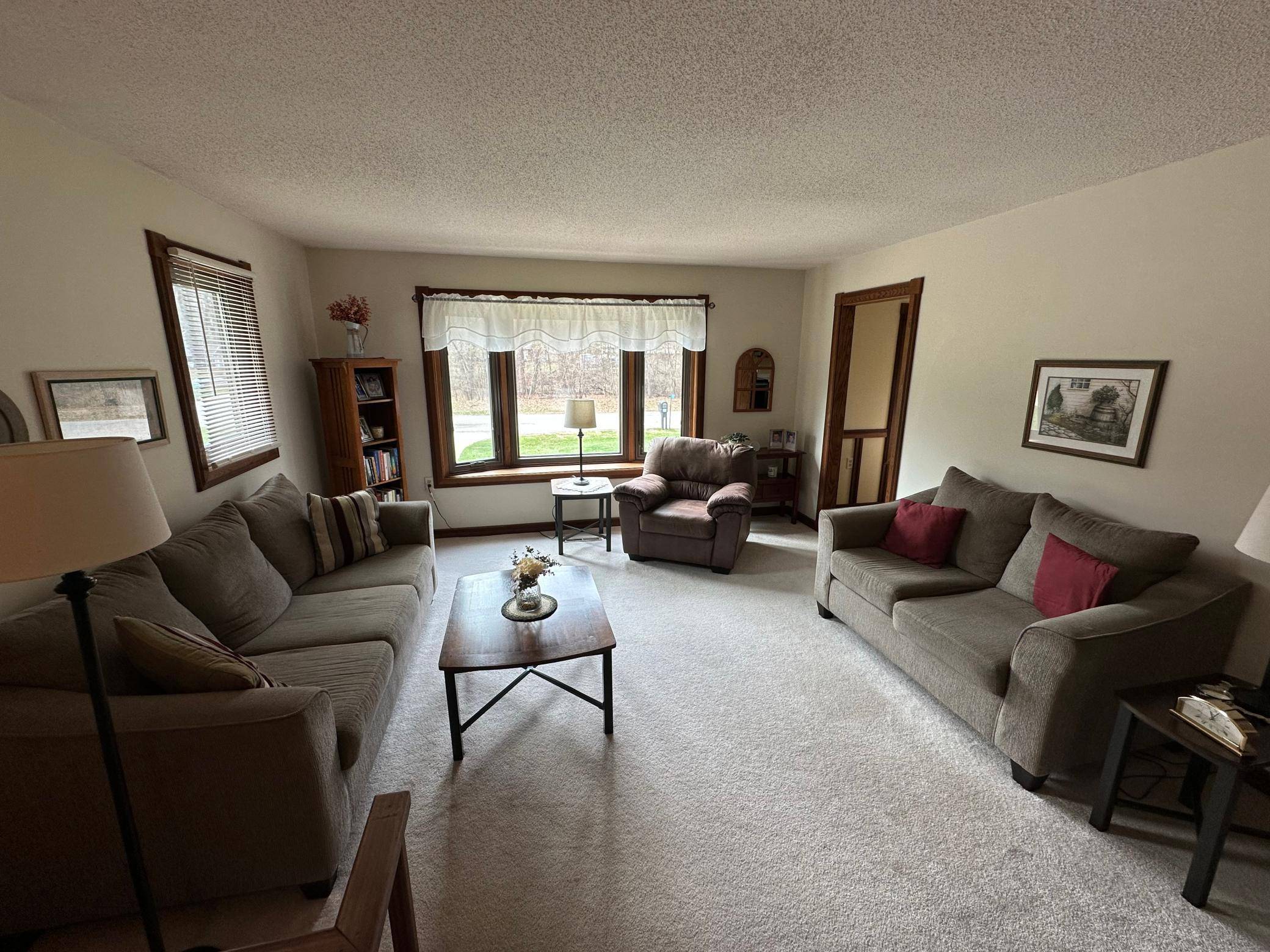 1909 Timber LN NE, Alexandria, MN 56308