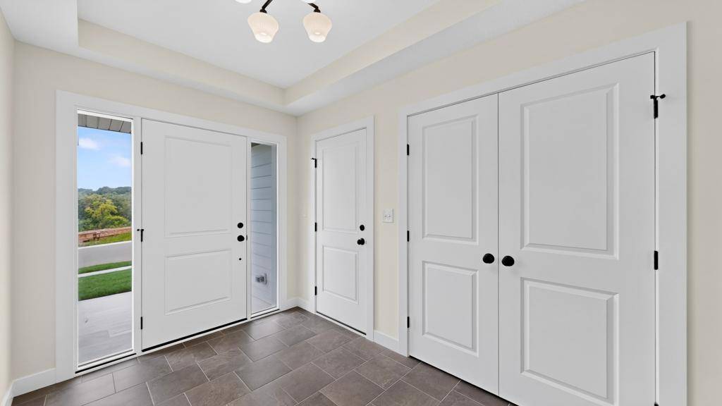 3463 Stonehedge Dr NE, Rochester, MN 55906