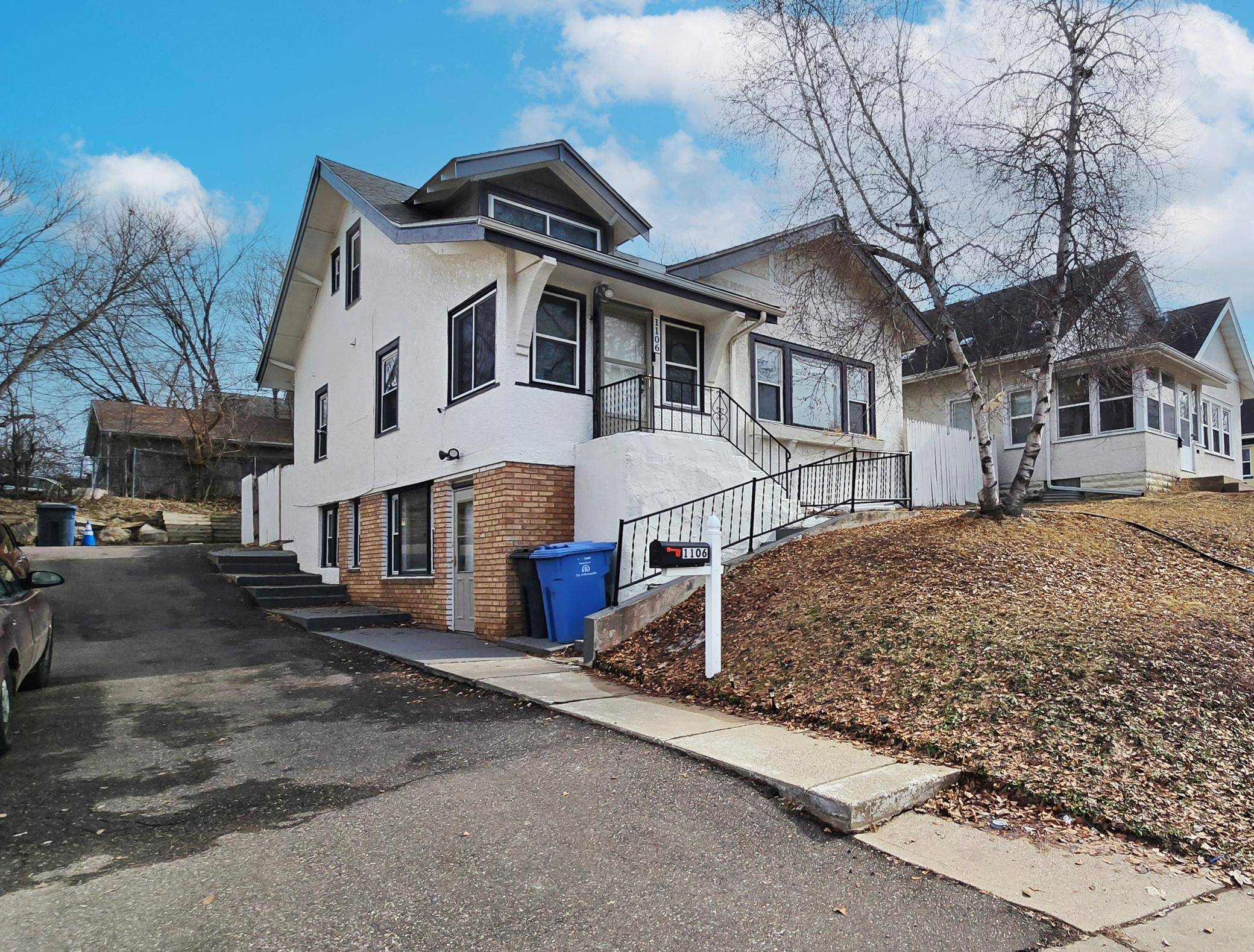 1106 Irving AVE N, Minneapolis, MN 55411