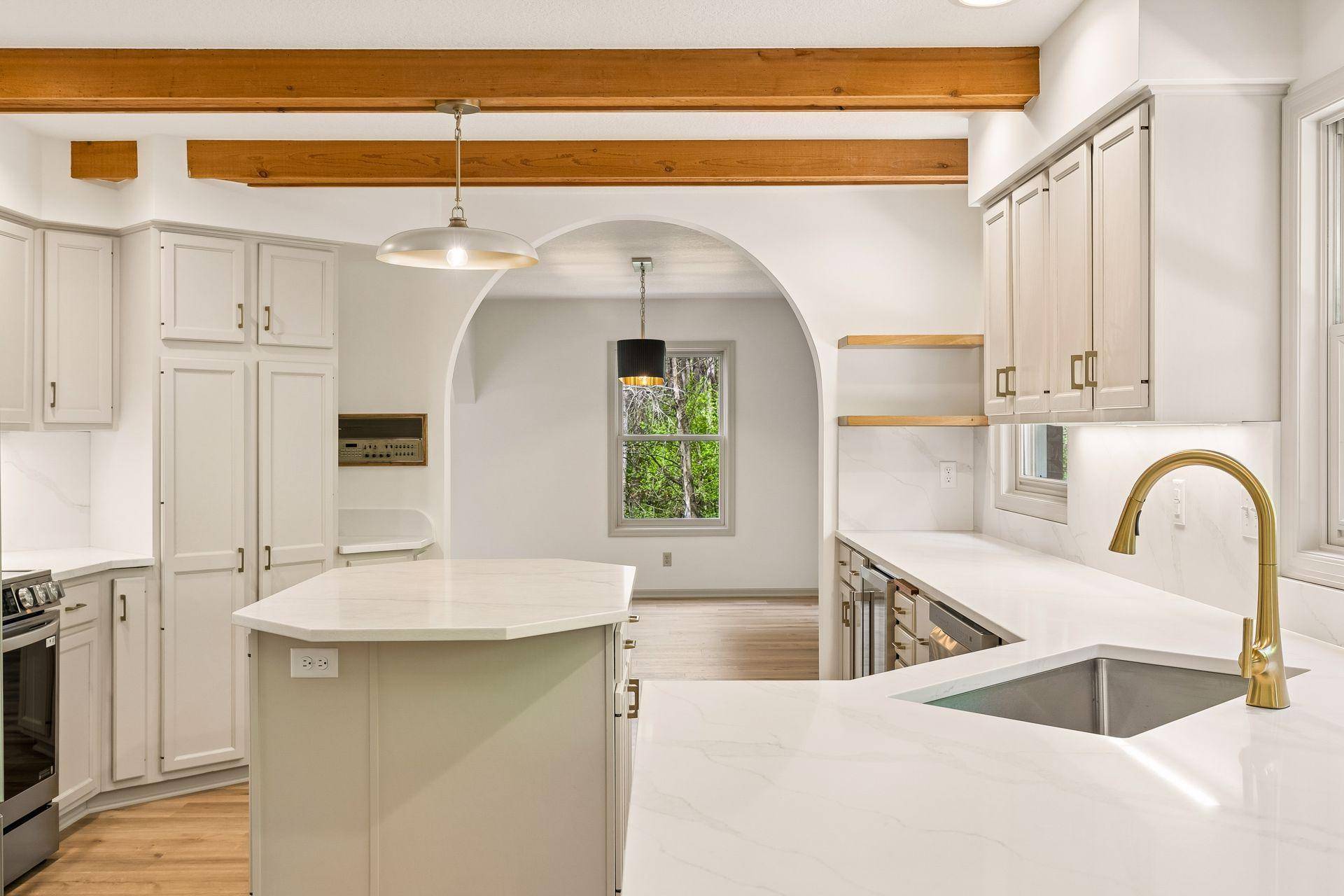 1323 Strawberry Hill RD S, Afton, MN 55001