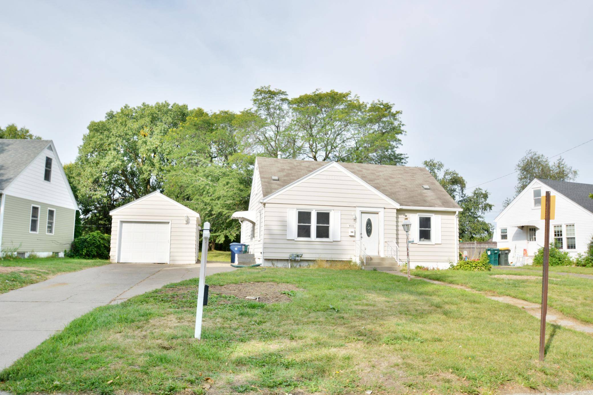4522 Chatham RD NE, Columbia Heights, MN 55421