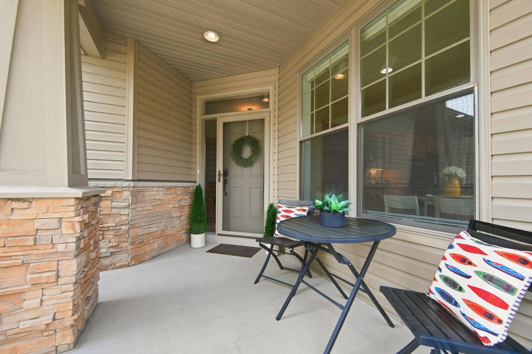 2674 Bartylla CT, White Bear Lake, MN 55110