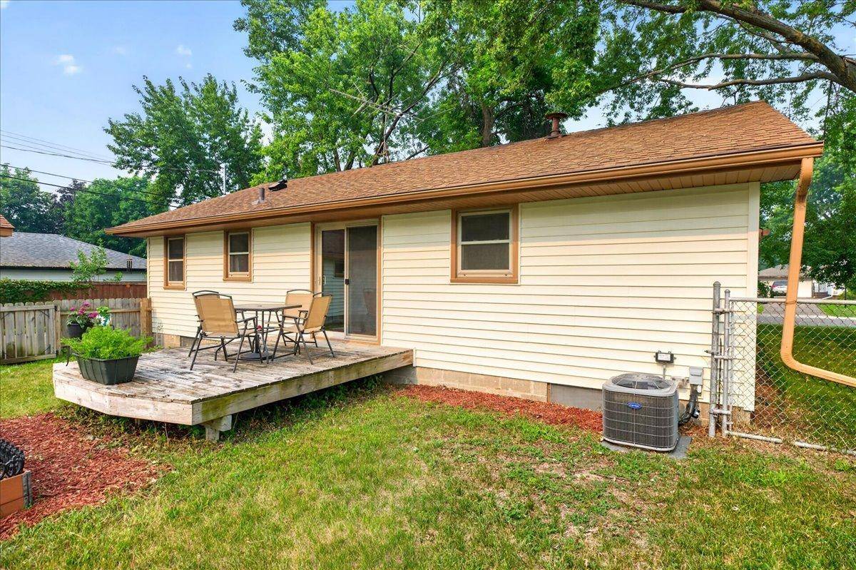 7112 Indiana AVE N, Brooklyn Center, MN 55429