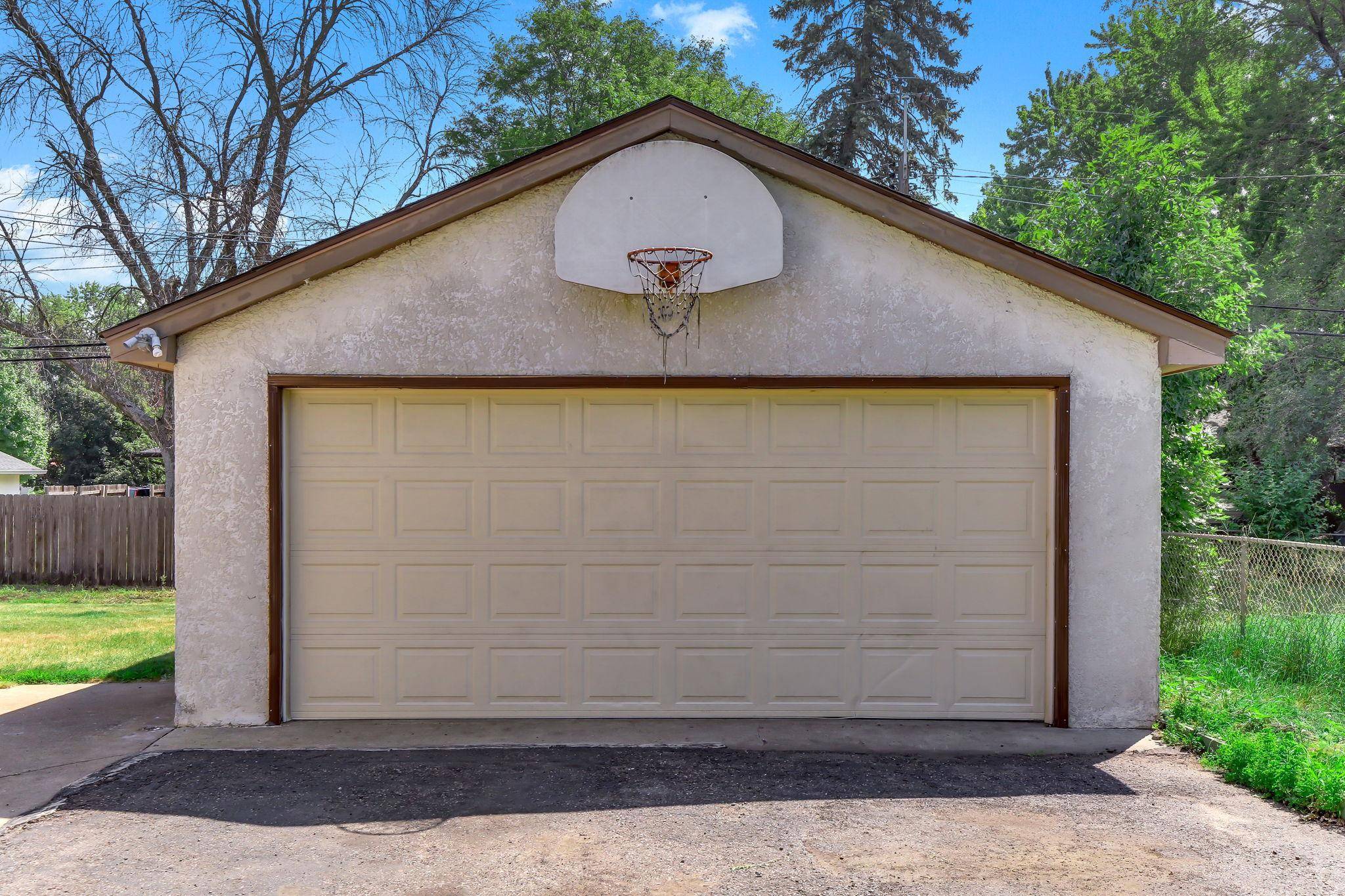 6936 Newton AVE N, Brooklyn Center, MN 55430