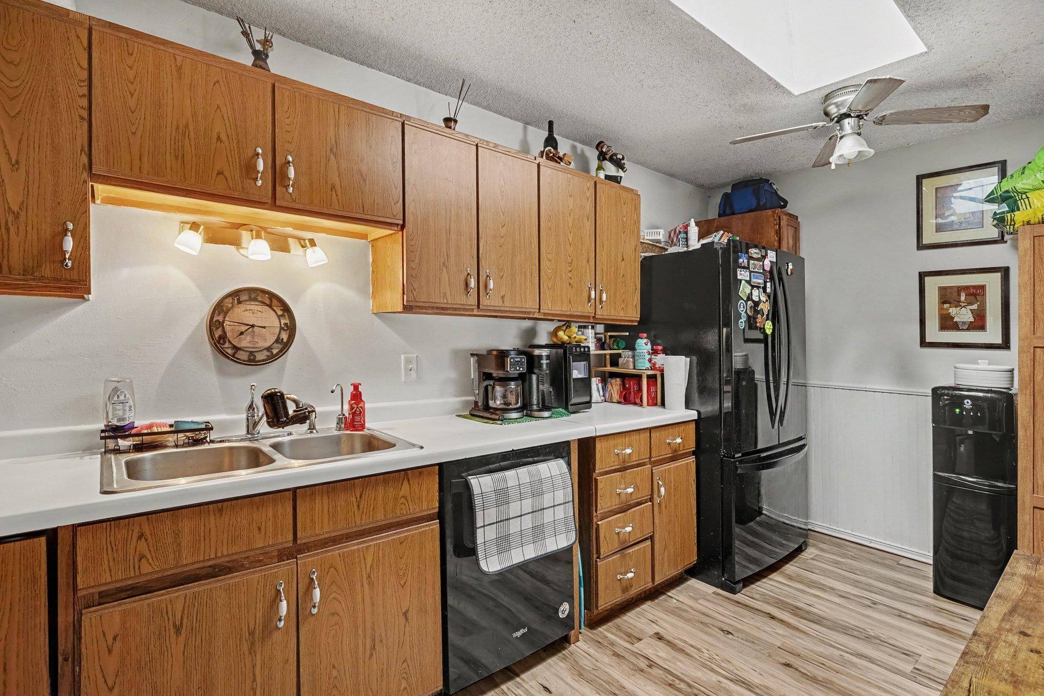 404 Cari Park LN, Hastings, MN 55033