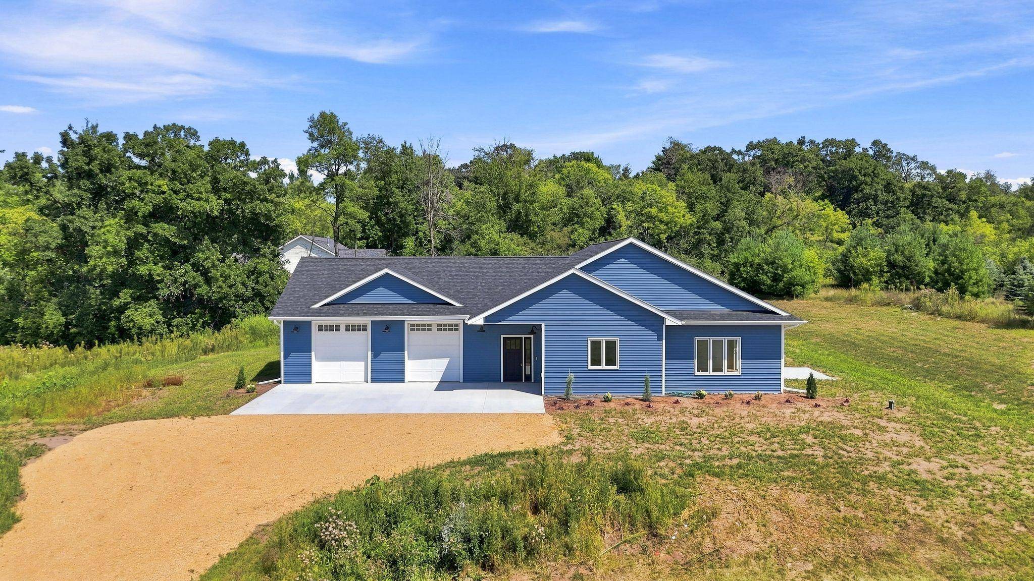32 256th ST, Osceola, WI 54020